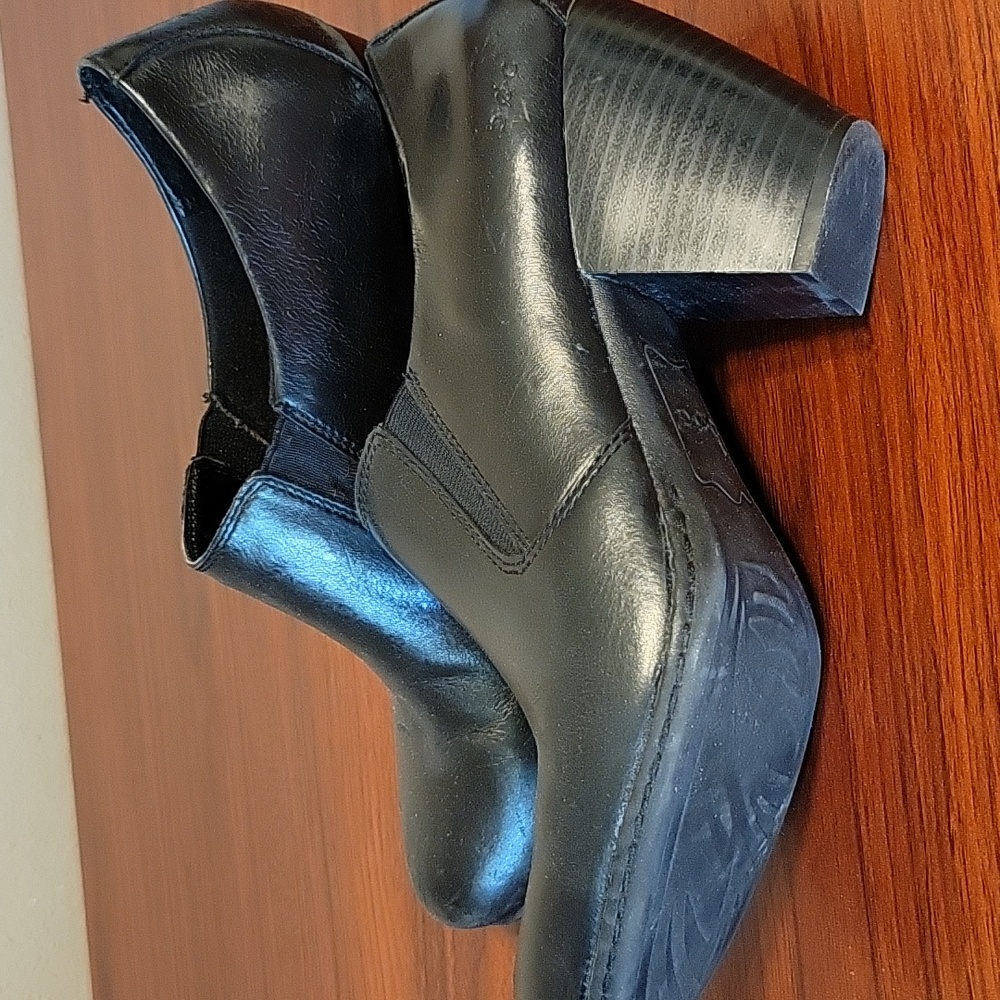 BOC black 3" heels, Size 11